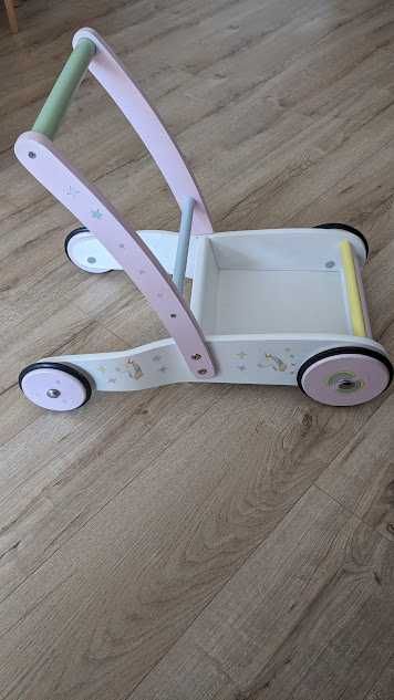 Drewniany pchacz dla dziecka