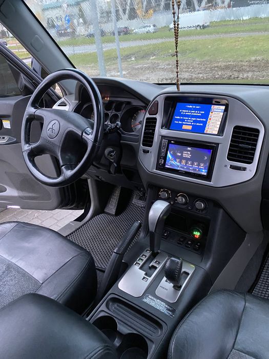 Мітсубісі Паджеро