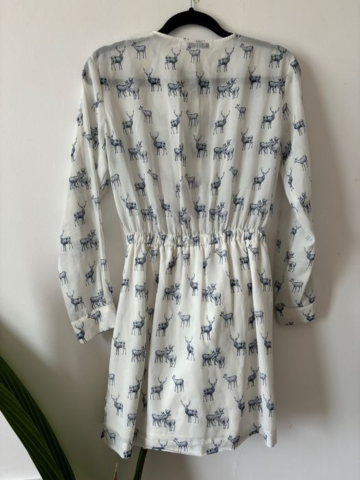 Zwiewna sukienka w jelenie, sarny Mango XS