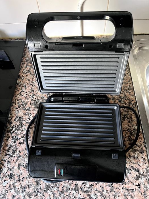 Tostadeira/Grelhador Princess