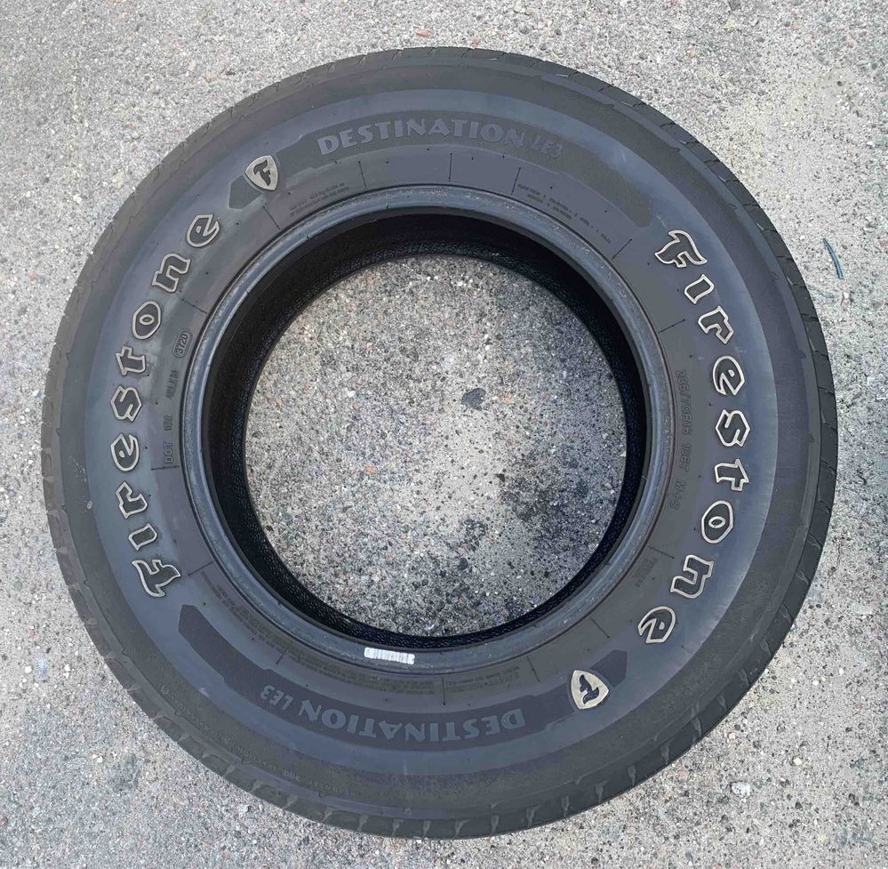 Шина одна Firestone Destination LЕ3 235/70 R16 одиночка
