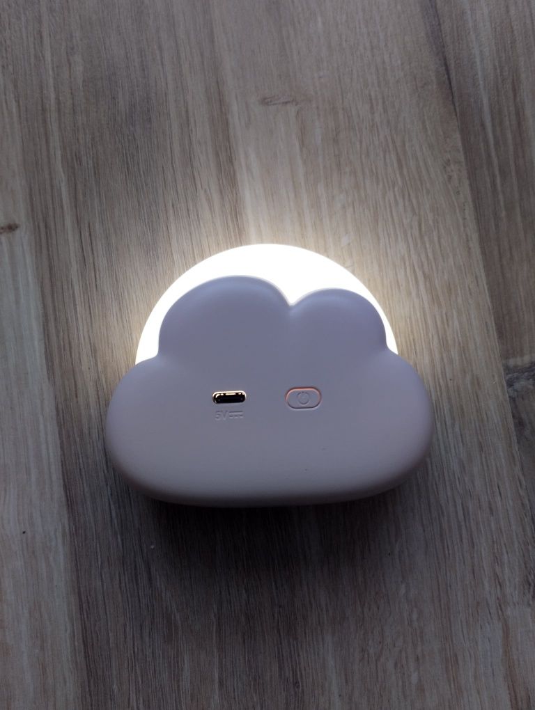 Lampka LED chmura