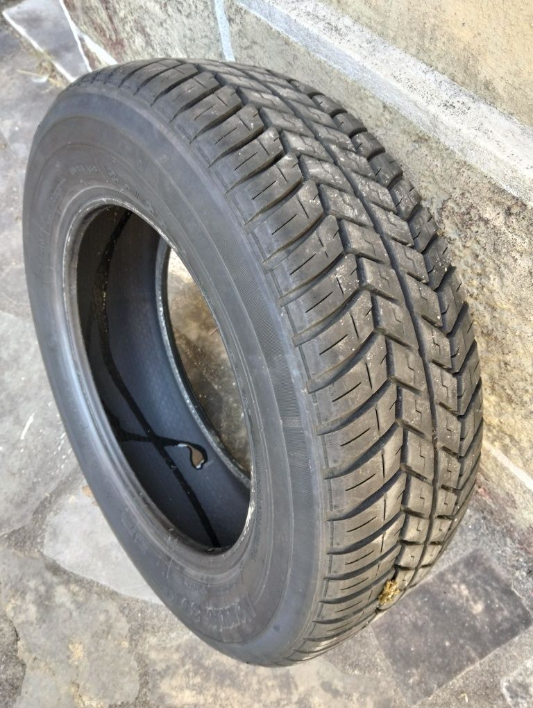 1 pneu 185/65/14 Norauto 3000