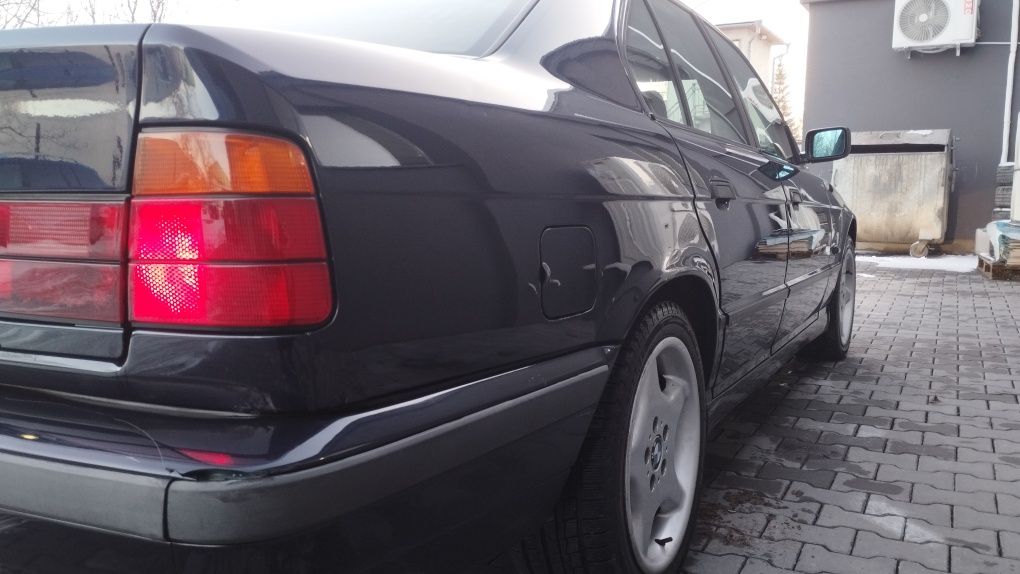 Продам Bmw e34 520