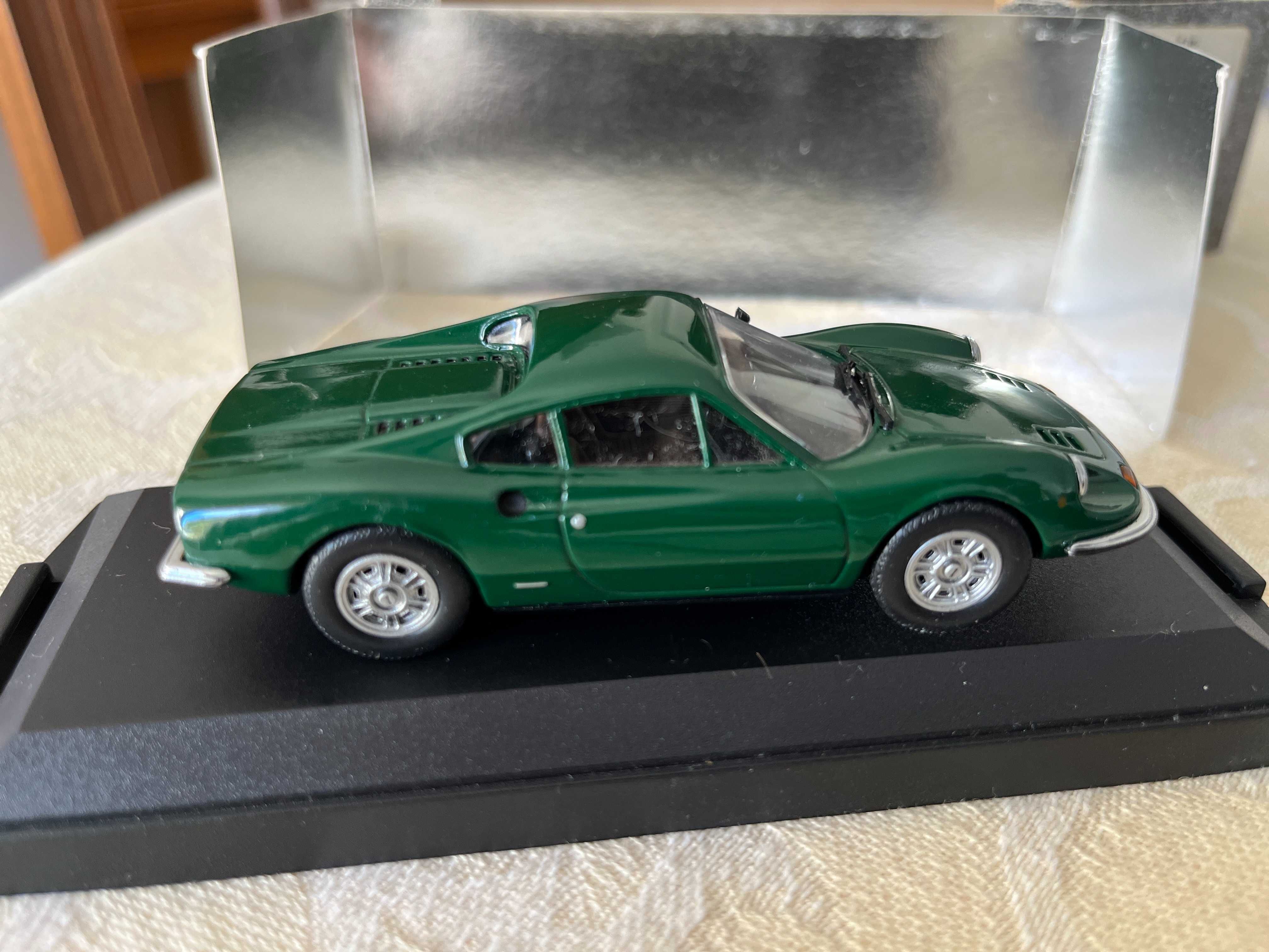 Ferrari Dino 246 GT (1968) - Vitesse - escala 1/43 - como NOVO