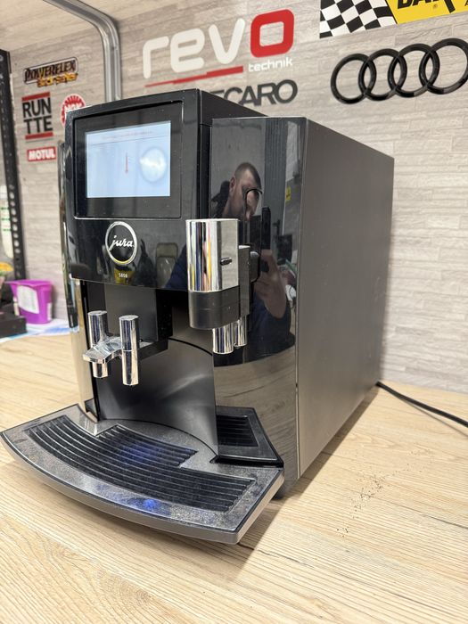 Єлітна Кавоварка Jura S808 piano black чорний глянець