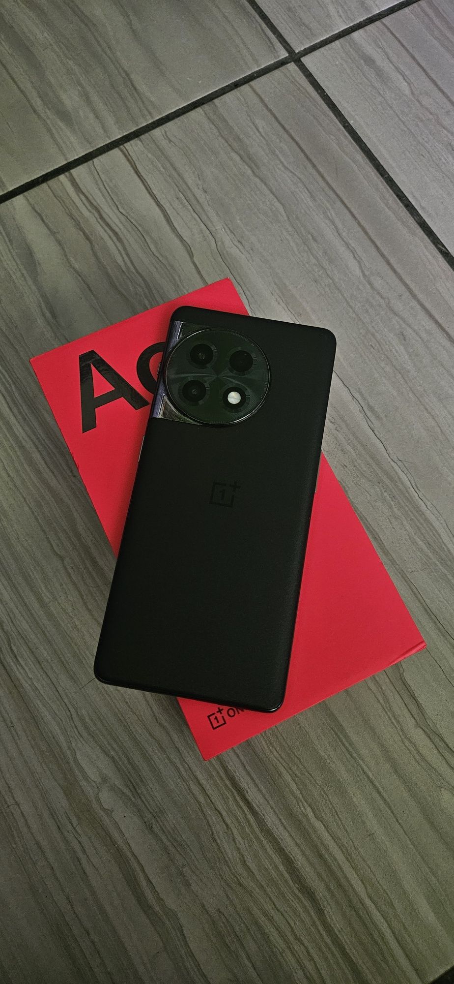 Продается OnePlus 11R / Ace 2