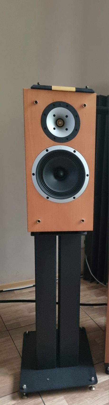 Продам АС Triangle Stratos Solis 260