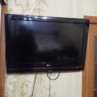 Телевизор 32 LG 7000