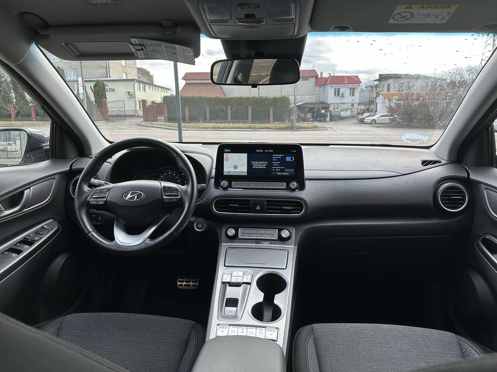 Hyundai Kona 39 kW 2021 запас 350 км Ioniq Leaf e-golf zoe