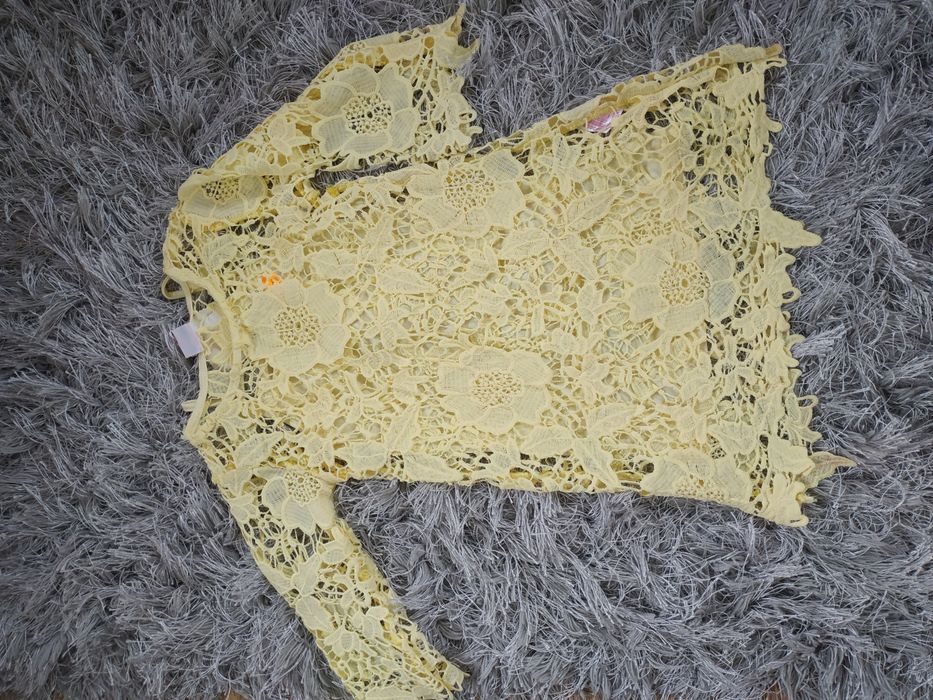 Żółta elegancka sukienka z tunika 98 104 cm koronką luźny rękaw