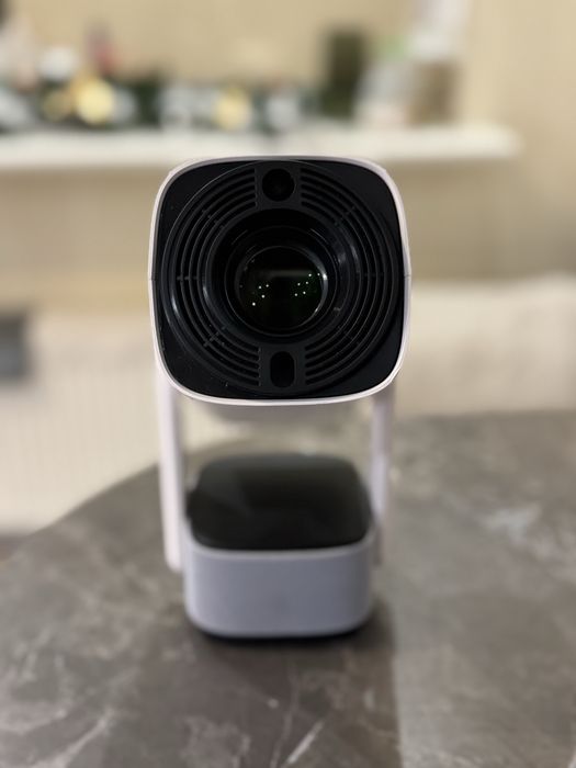 Продам проектор К2, со встроеным динамиком и аккумулятором