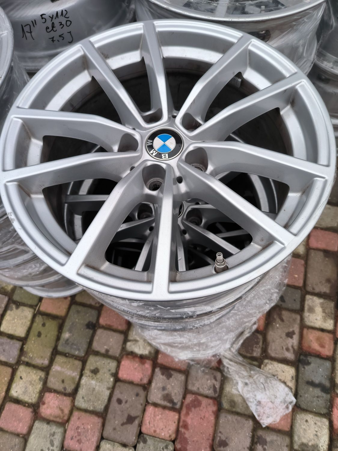 Felgi aluminiowe 17 BMW 3 G20 G21 G30  5x112