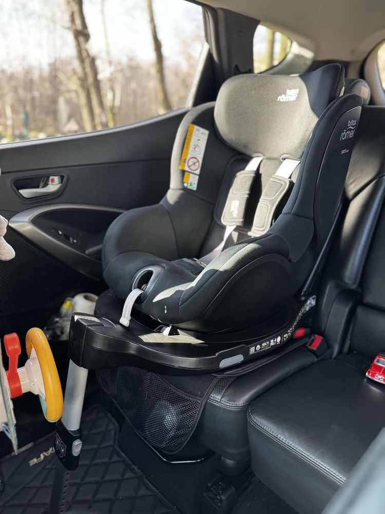 Автокресло Britax Römer DUALFIX M i-SIZE V22 (Space Black)