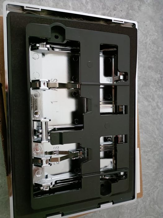 Przycisk spłukujący chrom NOWY