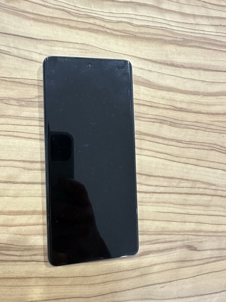 Telemovel oppo reno10 5g como novo. Pouco uso