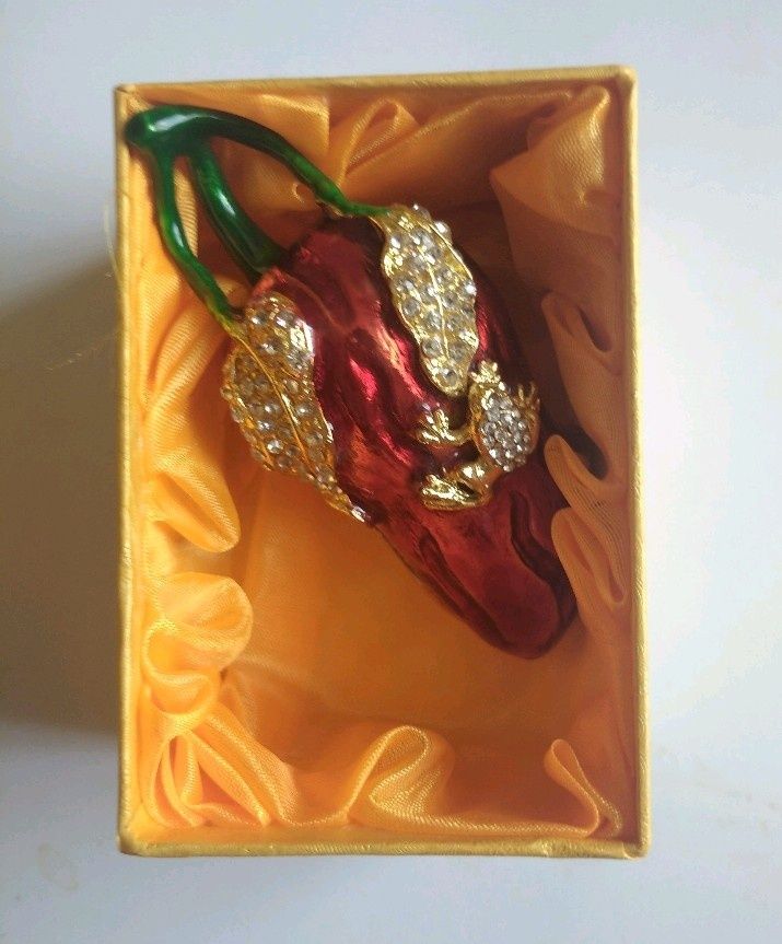 Шкатулочки ювелирные, латунь, эмаль, камушки