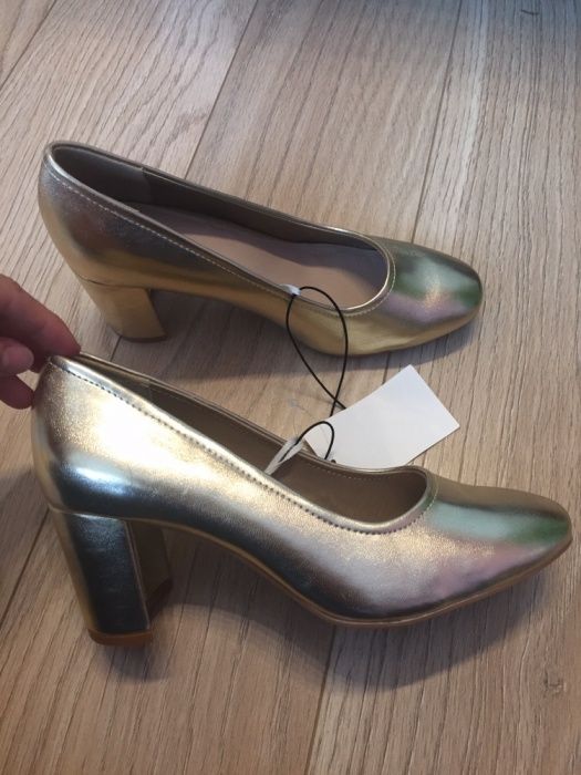 Obcasy buty wysokie złote szpilki h&m 37 botki