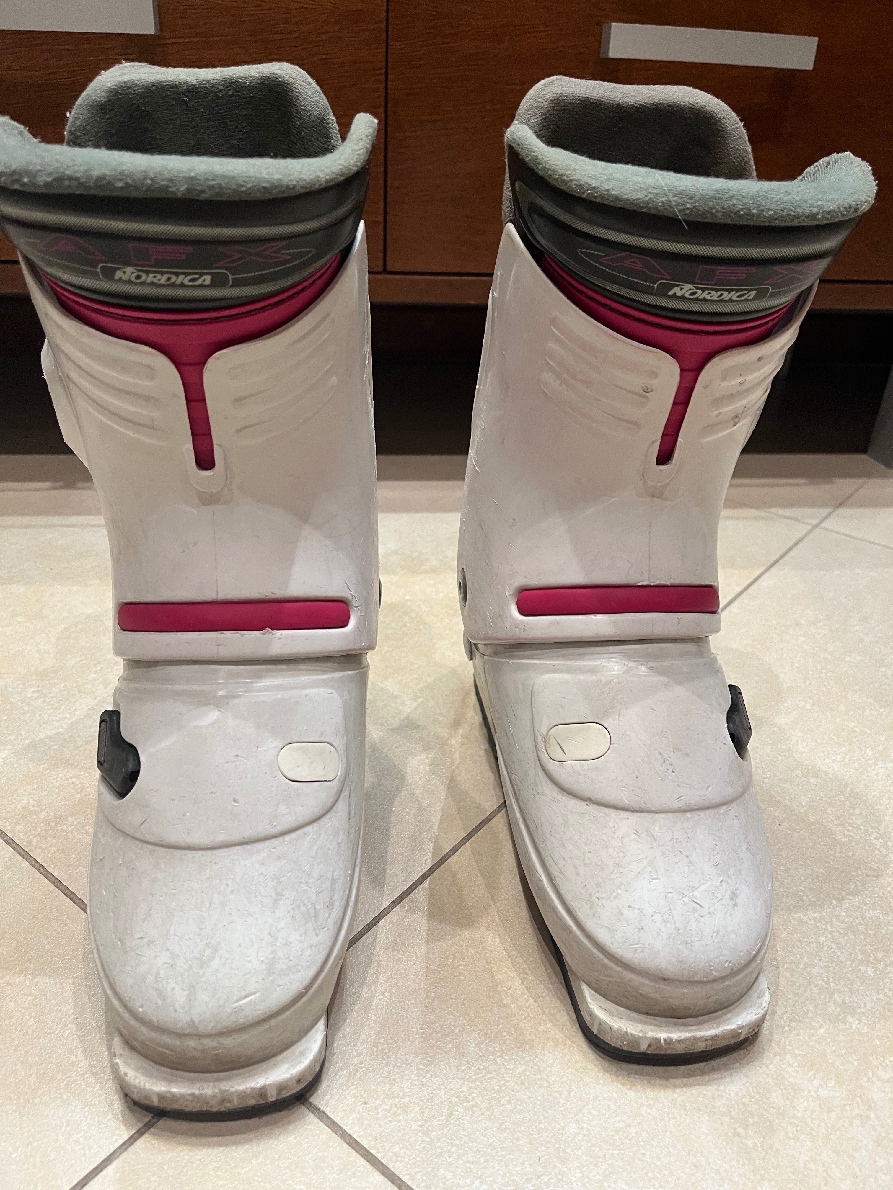 Buty Nordica 22,5-23,5