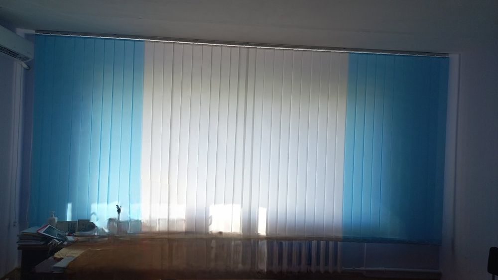 Жалюзі -Вертикальні.