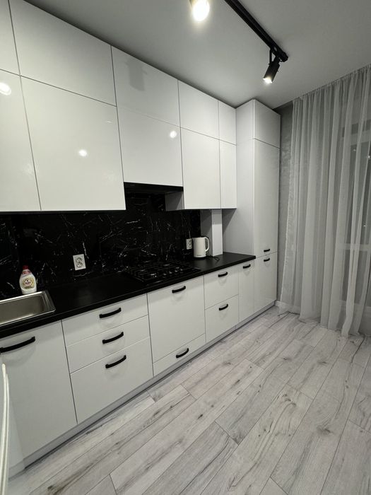 Оренда квартири вул Миколаївська 27