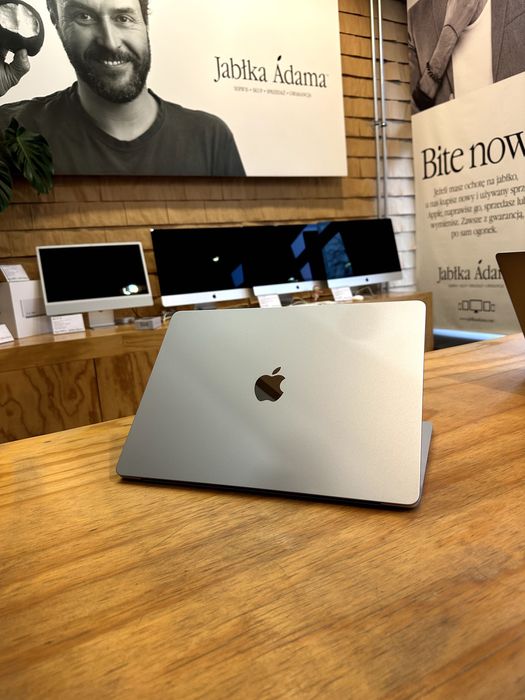 MacBook Air 15" M4 / 16 GB / 256 GB • Jak nowy • Gwarancja