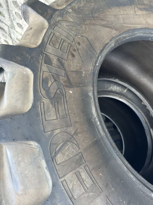 Opony 600/65r28 Vredestein Traxion XXL Nowe