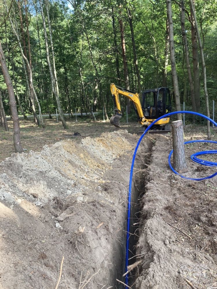Usługi minikoparka wozidło 5T 4x4 roboty ziemne wiertnica  przyłacza