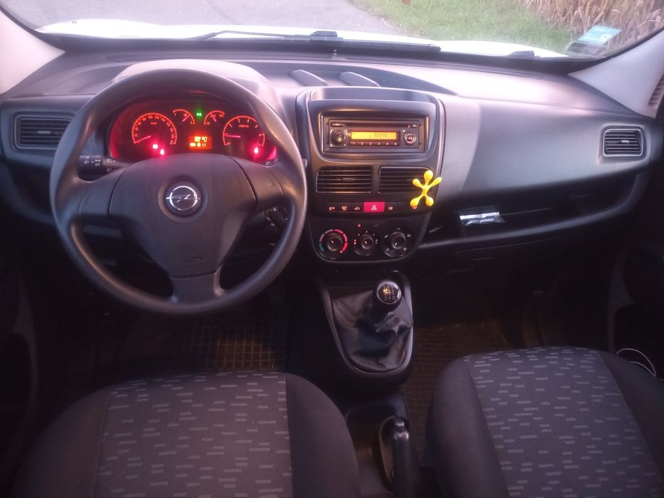 Opel Combo klima 5 osobowy fv euro 6 bezwypadkowy