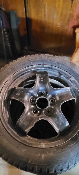 Koła stalowe z oponami zimowymi 205/55 R16 5x110