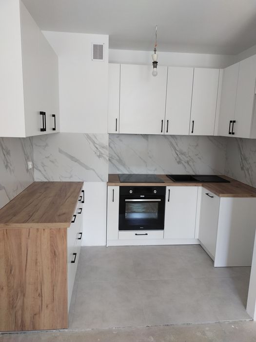 Meble kuchenne pokojowe  łazienkowe  zabudowy wnęk  szafy przesuwne