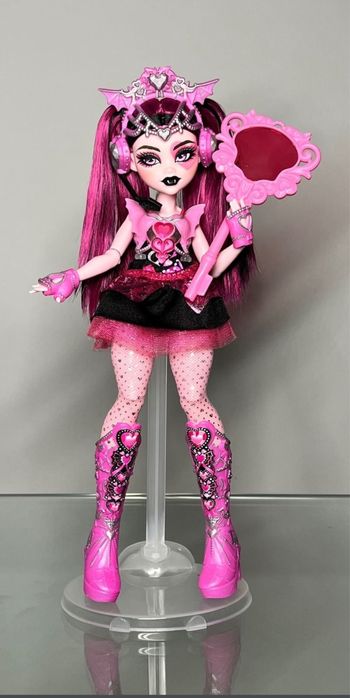 Дракулаура Монстер хай Monster High Skulltimate Secrets Draculaura