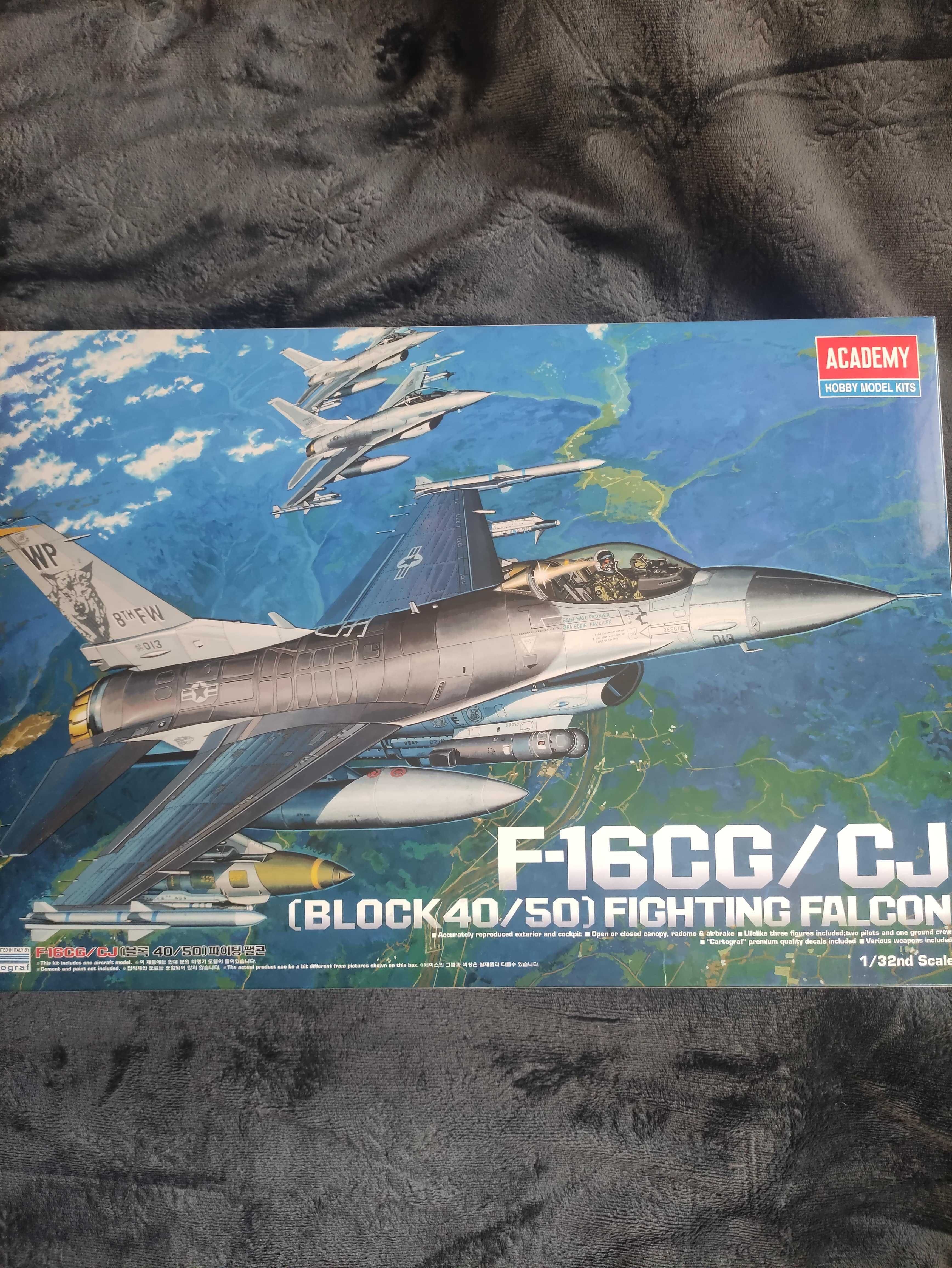 Model Academy 12101 F-16 CG/CJ 1:32 Fighting Falcon Block 40/50