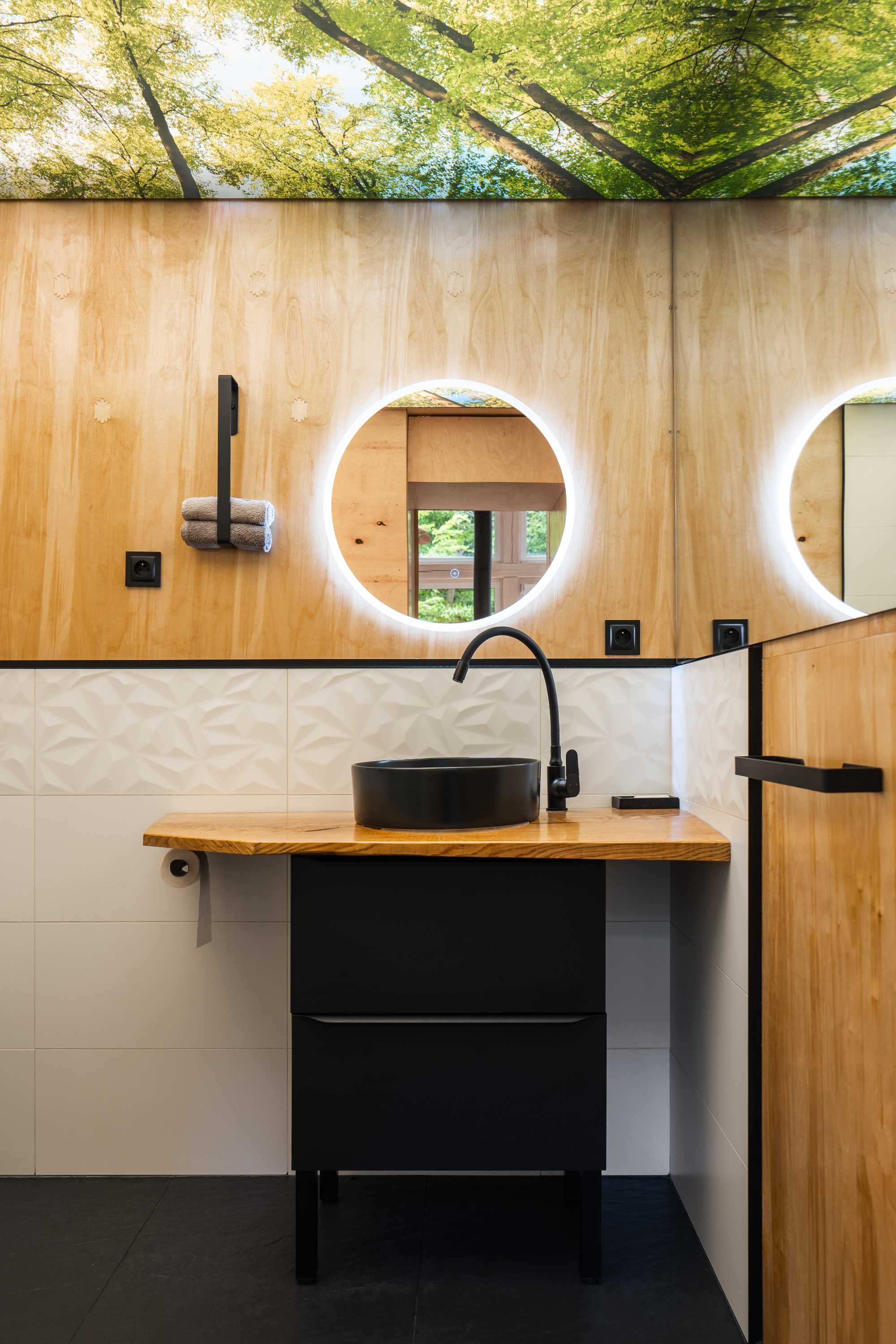 Kaszuby domek  nad jeziorem linia brzegowa sauna goraca bania