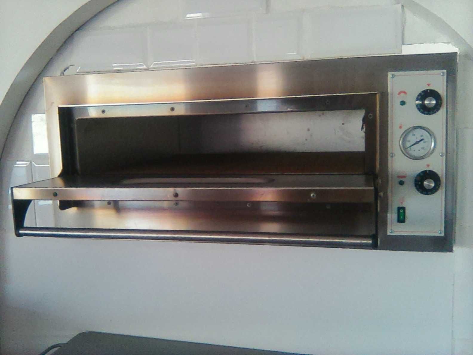 Vários Equipamentos de  hotelaria com pouco uso, como novos