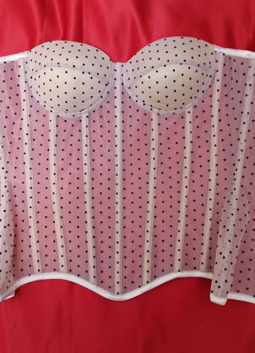 Мереживні корсети, корсети з мереживом