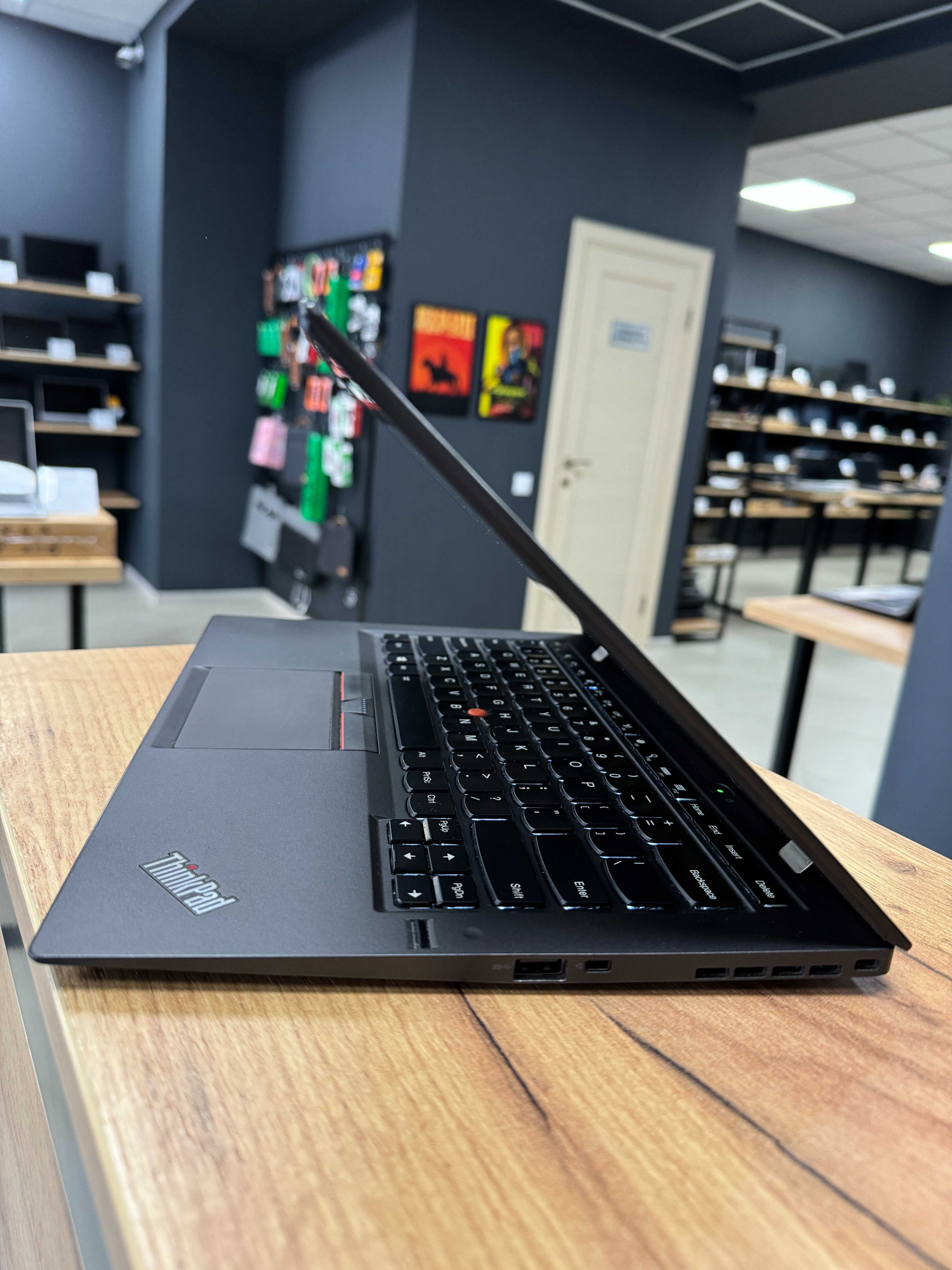 Ультрабук Lenovo ThinkPad X1 Carbon - i7 5600u/240 SSD/2K IPS сенсор