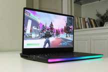MSI Raider GE76 12UGS Gamer