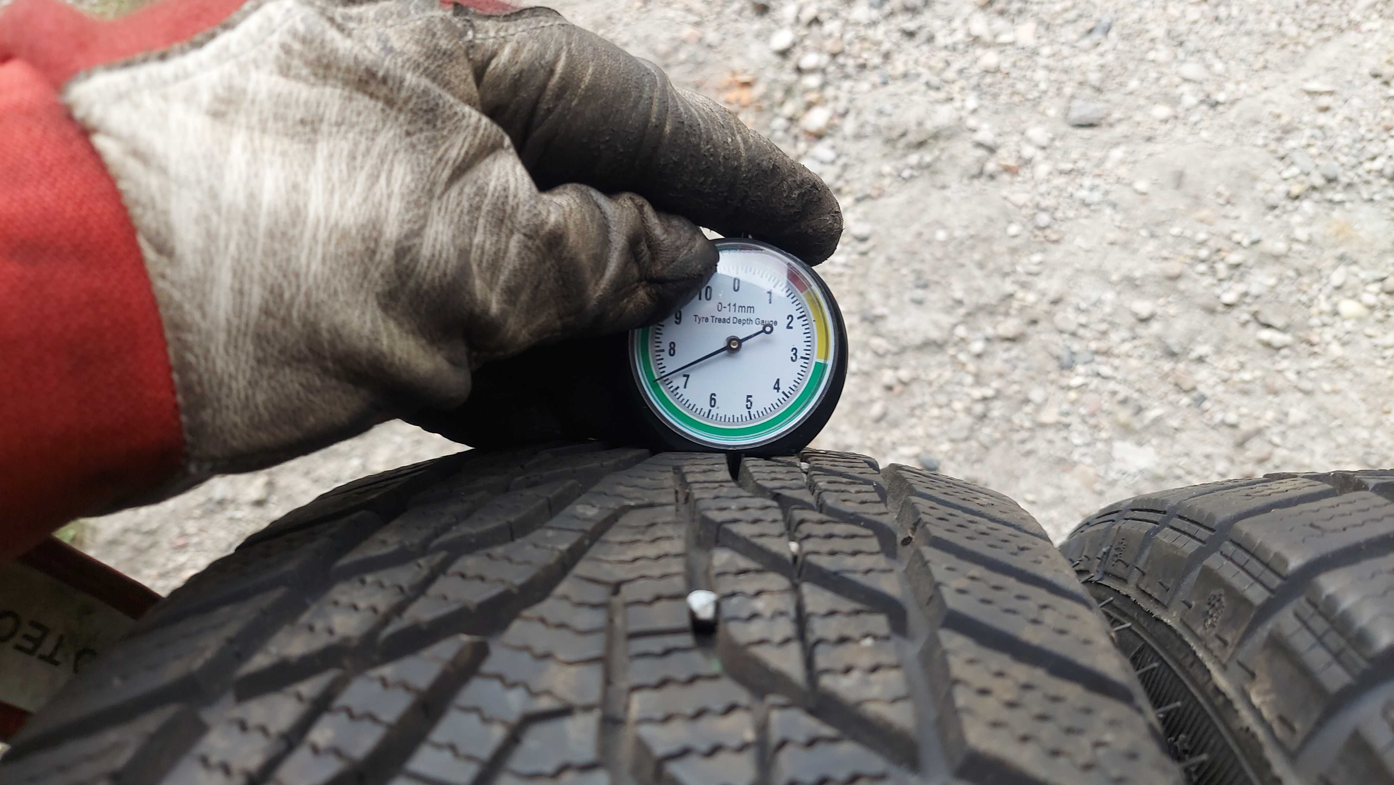 Opony zimowe 2x 185/65r15 88T Radar Centigrade MONTAZ