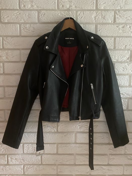 Czarna ramoneska ze skóry