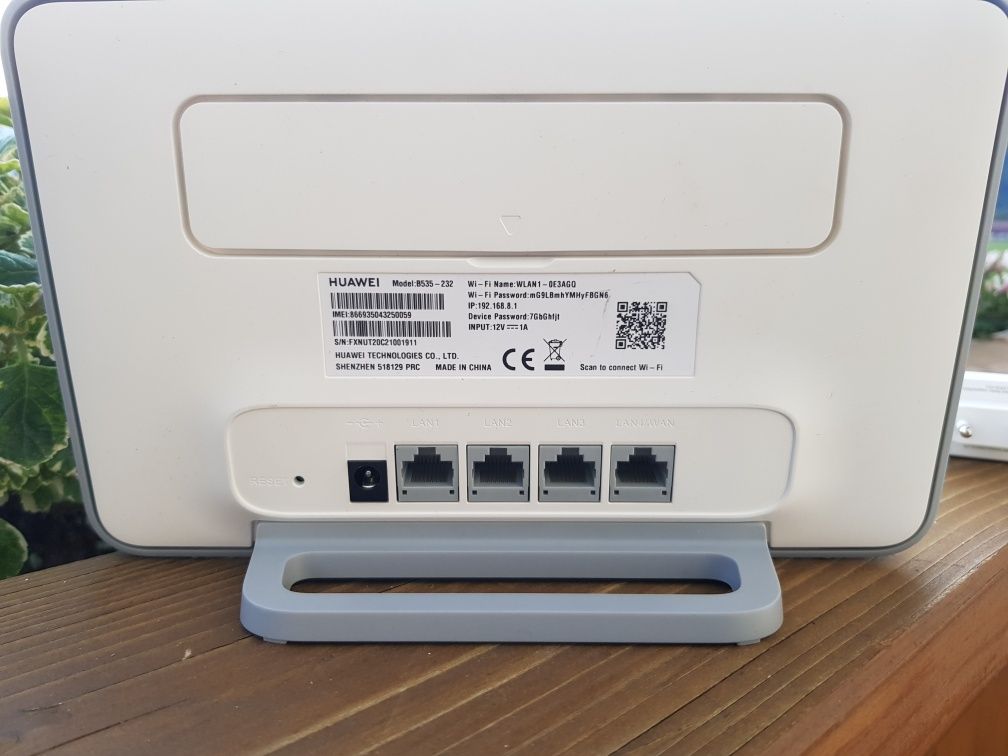 Router Huawei B535 232