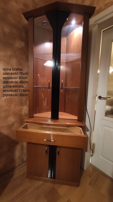 Meble drewniane, komoda, witryna narożna