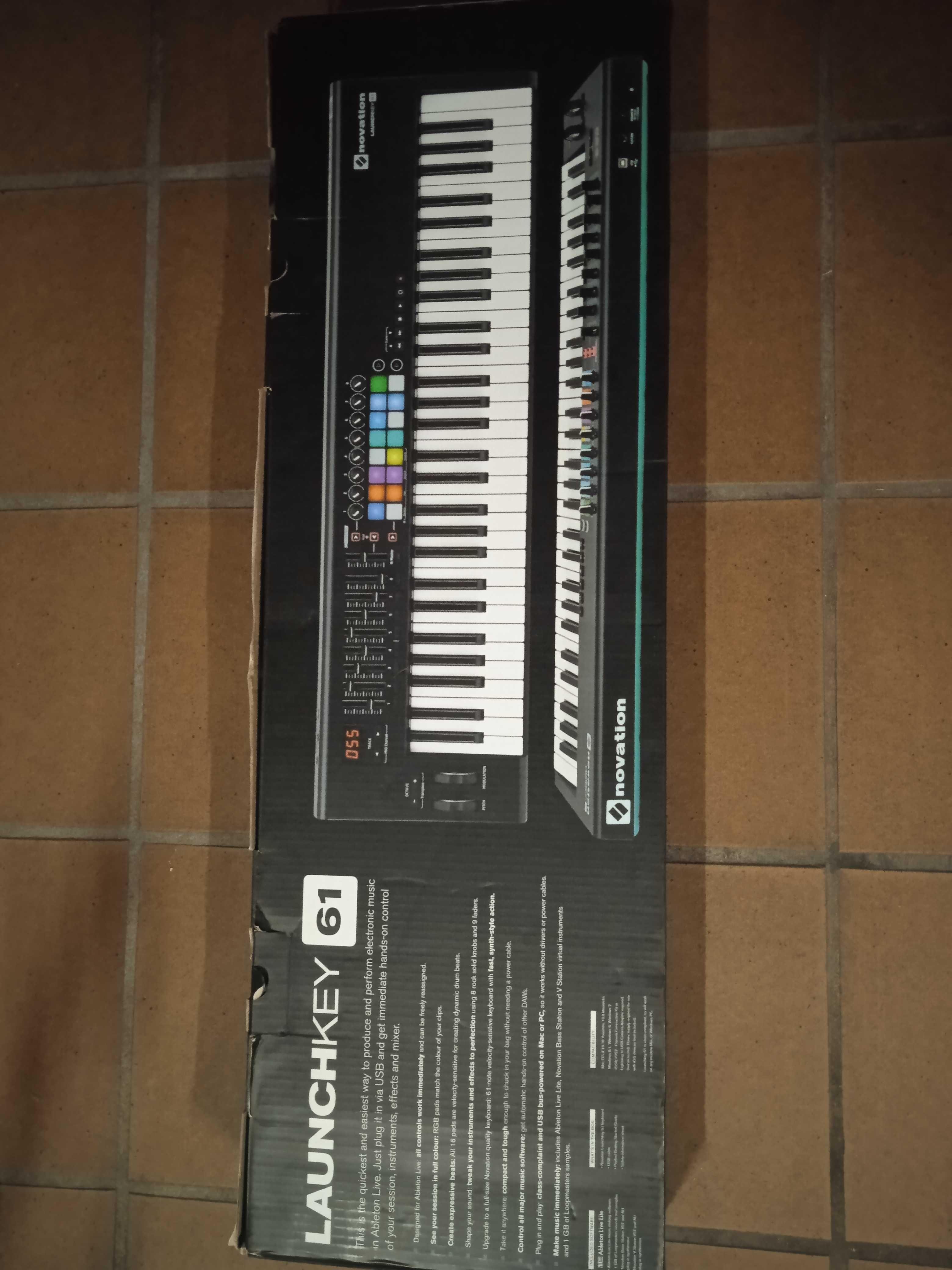 Teclado Novation Launchkey 61