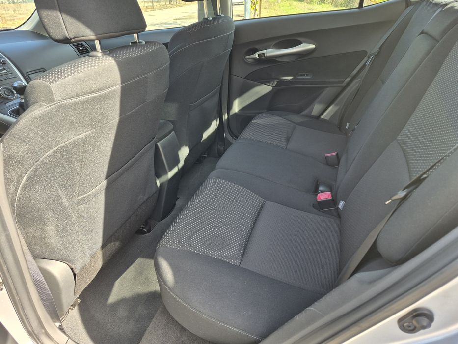 Toyota Auris 1.4 D-4D 2012