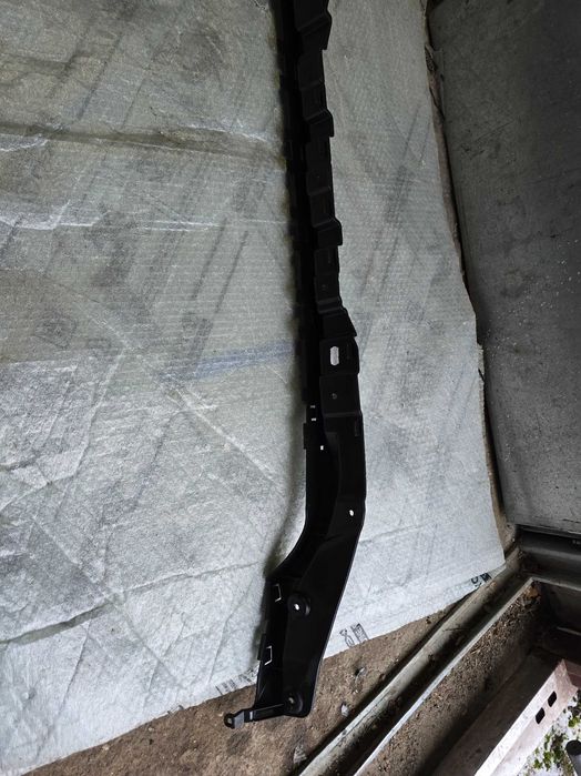 ślizg zderzaka tył Fiat 500E Elektryk nowy oryginał