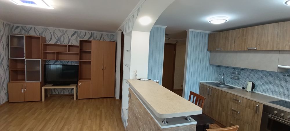 Продам реальну 3 к.кв бульвар Кучеревського / Поля / парк Глоби/ Центр