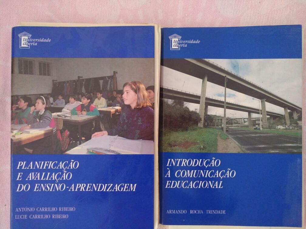 Livros didáticos/estudo/pedagogicos