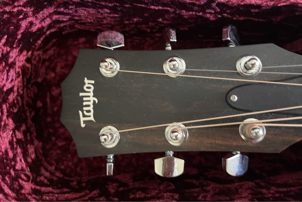 Guitarra Taylor 214 ce K + Hard Case & strap