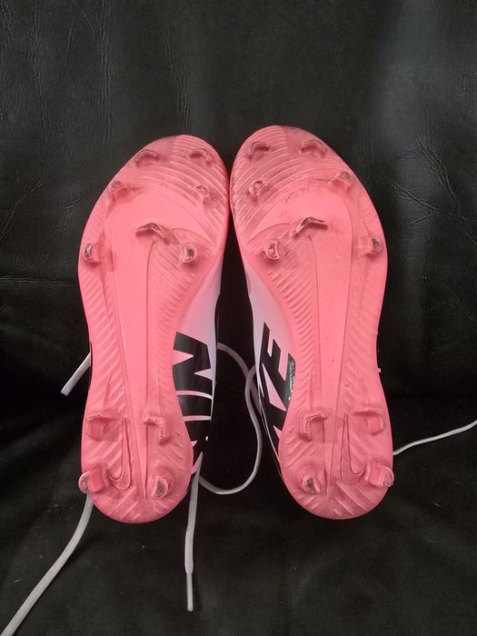 Chuteiras Nike Mercurial FG/MG 37.5