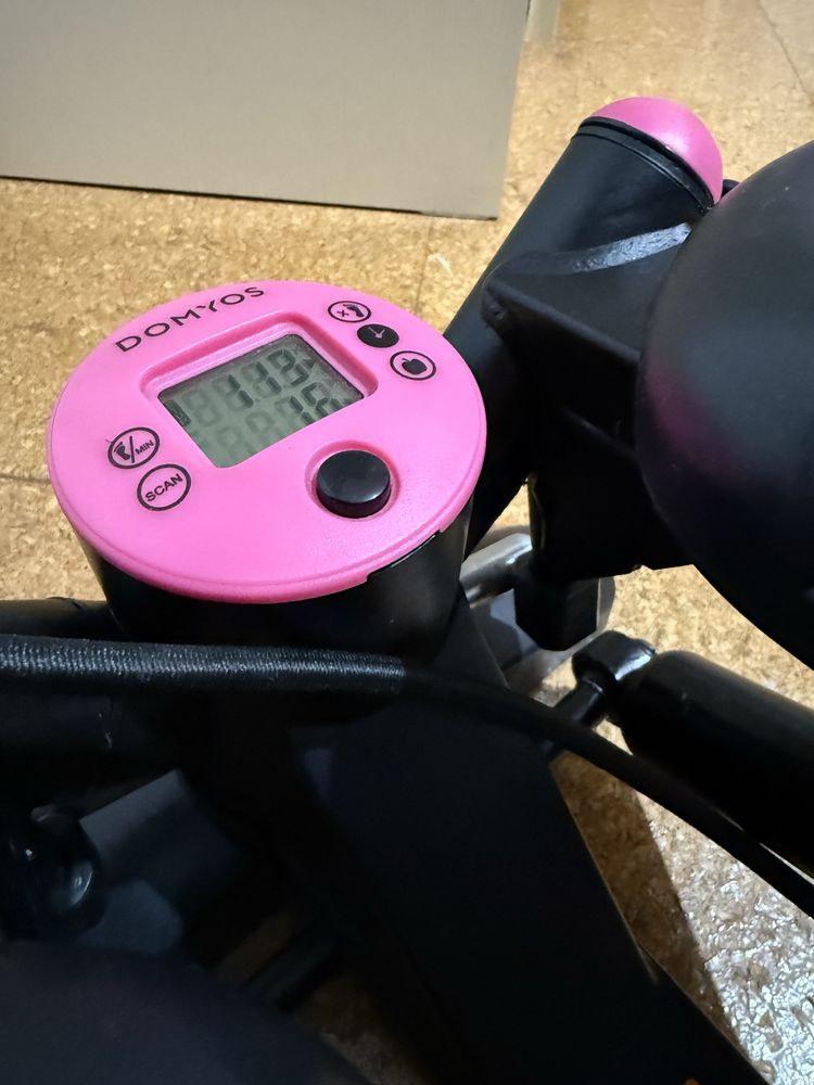 Stepper Domyos MS500 com elásticos